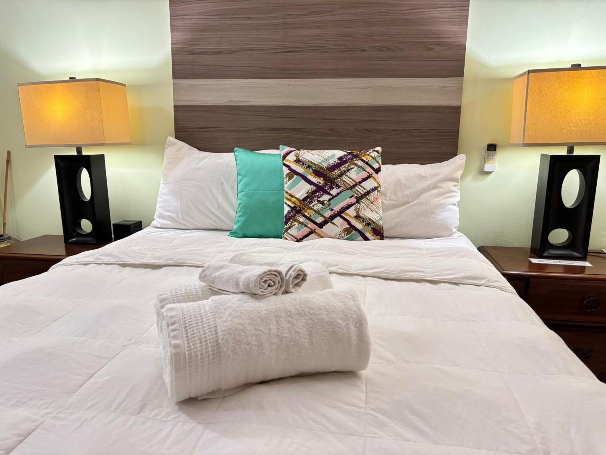 Bed and Breakfast Matthew'S Miracle View Розо Экстерьер фото